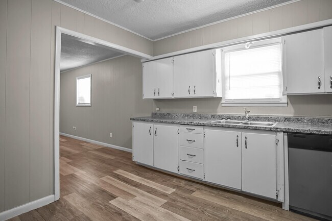 Building Photo - 4309 42nd St