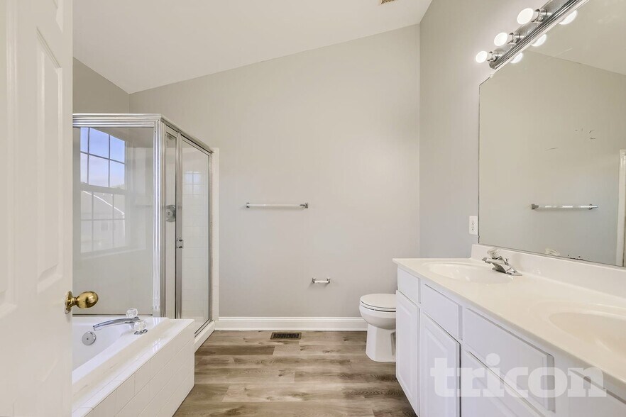 Building Photo - 4633 Sherwood Mills Rd