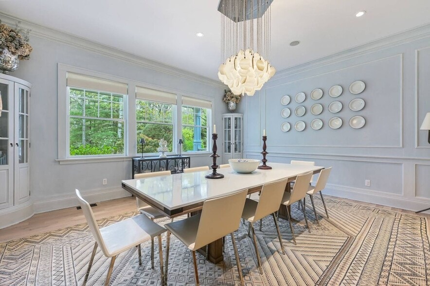 Building Photo - 118 Water Mill Towd Rd