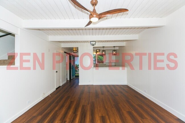 Building Photo - 1379 Hunakai St
