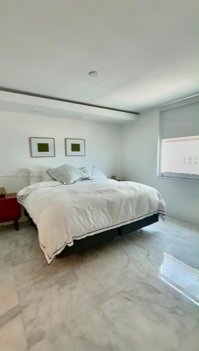 Building Photo - 9201 Collins Ave