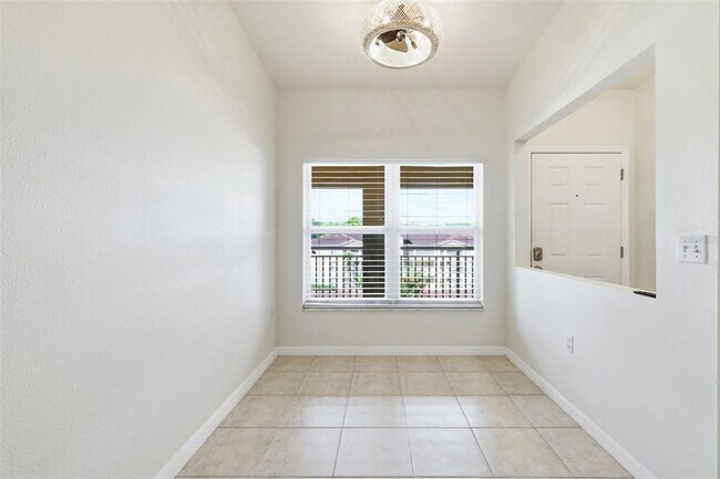 Building Photo - 200 Canopy Walk Ln