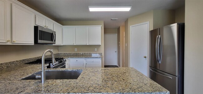 Building Photo - 18146 Westlock Ct