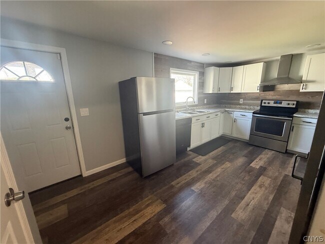 Building Photo - 417 Franklin St