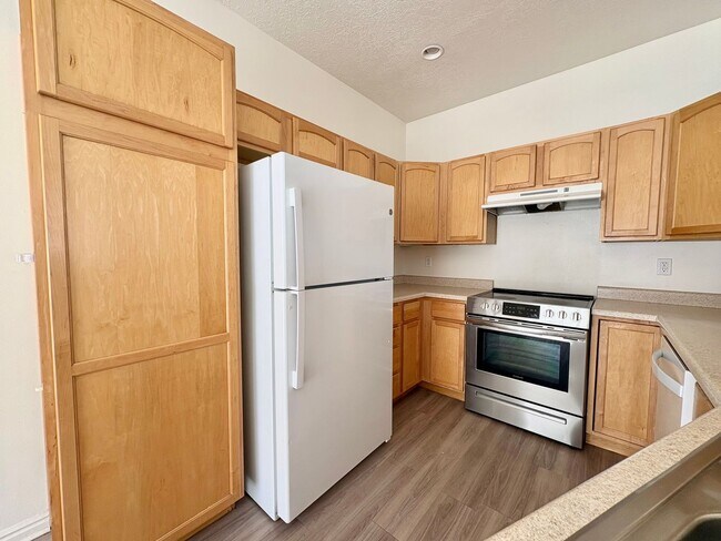 Building Photo - 1553 Vivante Way