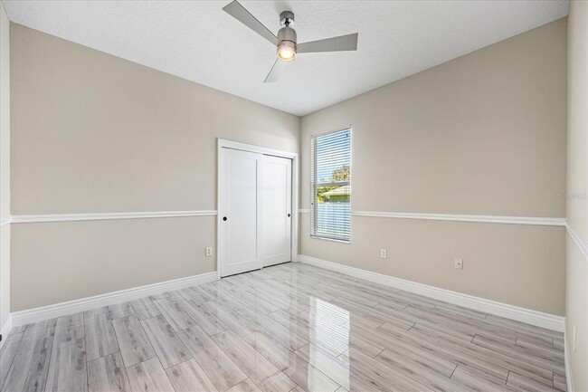 Building Photo - 12422 Creek Edge Dr