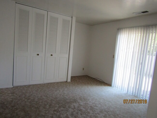 Building Photo - 3 bed, 2 bath, 2 car garage, single story home in Rincon Valley!