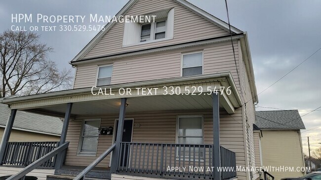 Building Photo - 551 Allyn St