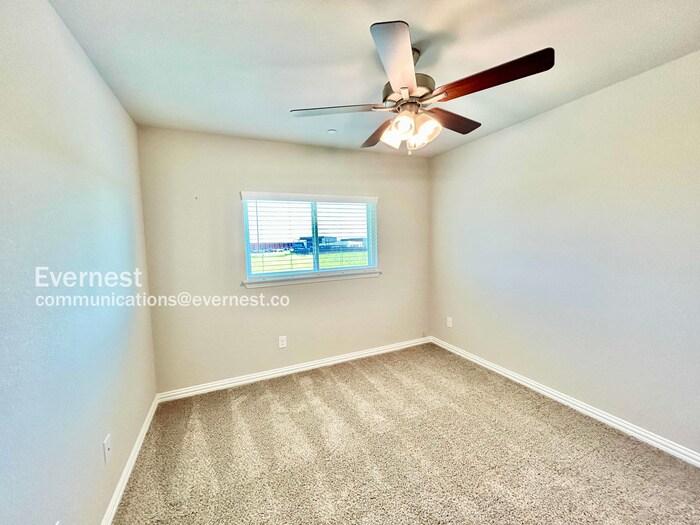 Building Photo - 3030 Willow Wood Ct