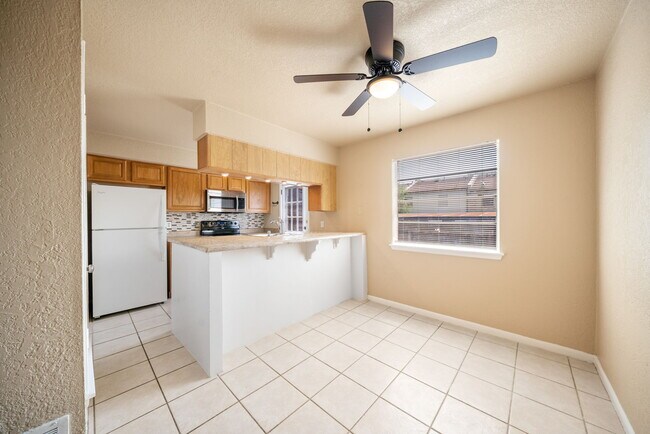 Building Photo - 6427 Wurzbach Rd