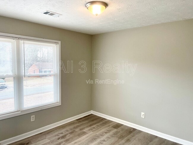 Building Photo - 133 Appleton Blvd