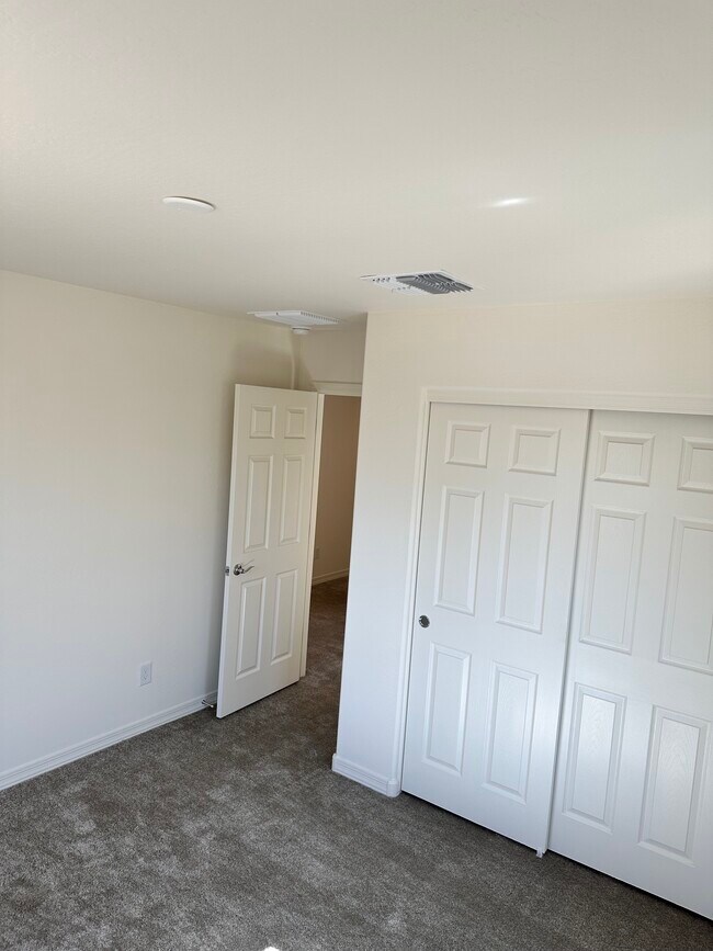 Building Photo - 4228 S 58th Ave