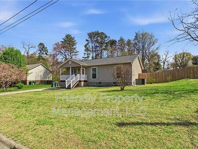 Building Photo - 109 Lonesome Rd