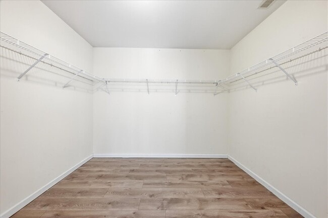 Building Photo - 48 Blue Hills Dr