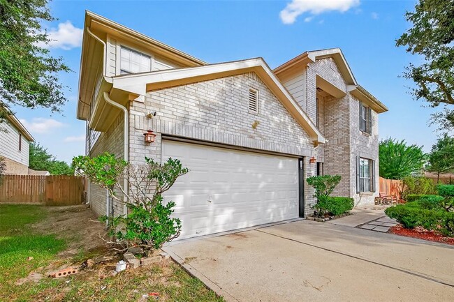 Building Photo - 21515 White Falls Ln