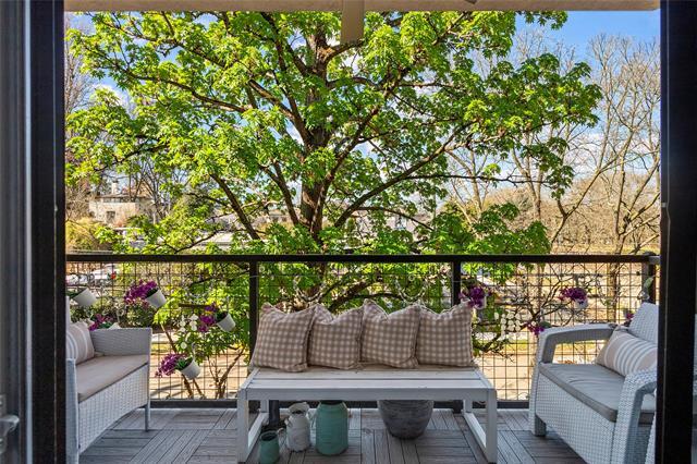 Building Photo - 4333 Gilbert Ave