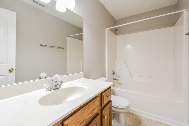 Building Photo - 3019 Wellington Pl