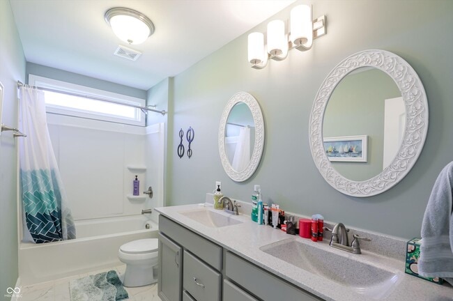 Building Photo - 14375 Trahan Dr