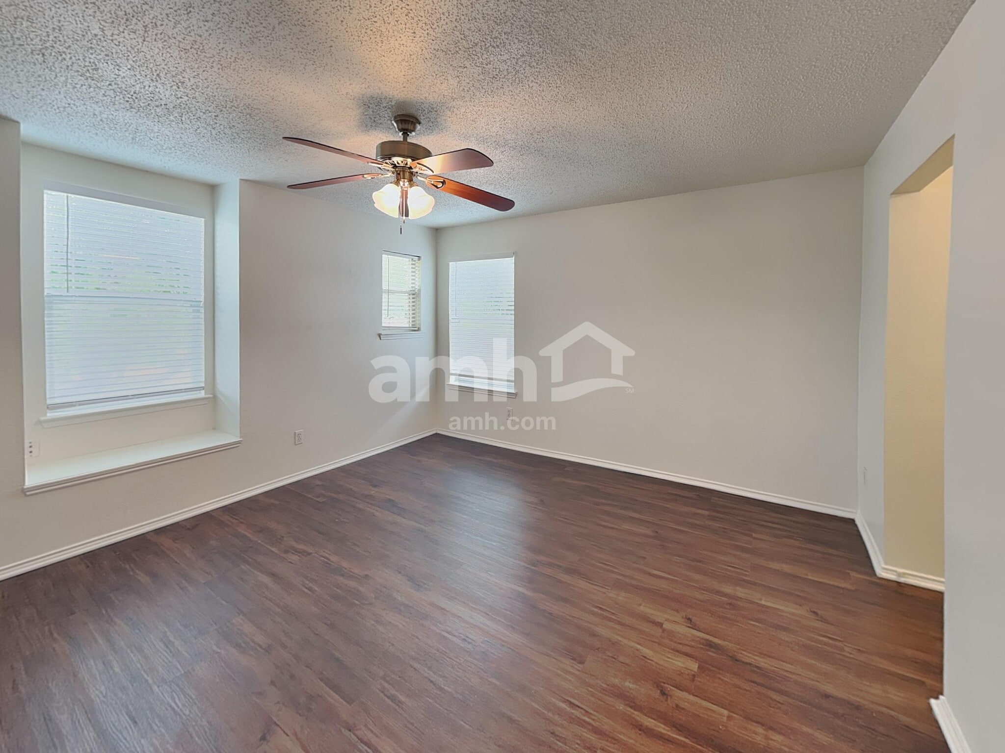 Building Photo - 4026 Holly Leaf Ct