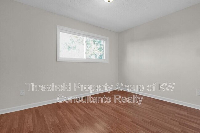 Building Photo - 3672-3678 Arnelle Road