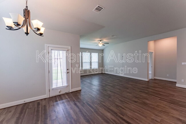 Building Photo - 1017 Coulee Dr