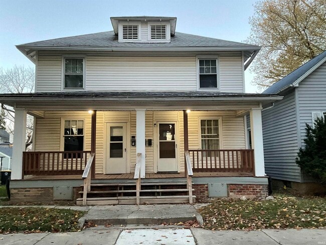 Primary Photo - 1328 Sinclair St