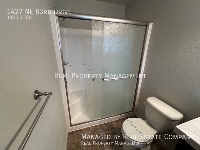 Building Photo - 1427 NE 83rd Dr