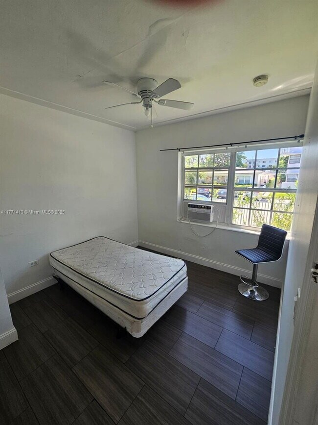 1921 Marseille Dr 1921 Marseille - 1921 Marseille Dr Miami Beach Fl Building Photo 