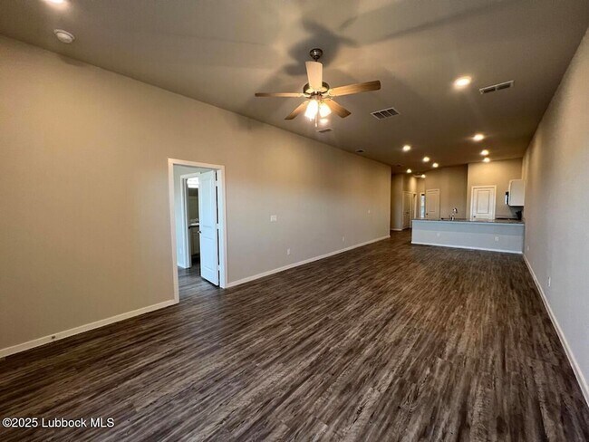 Building Photo - 2104 N Avenue K