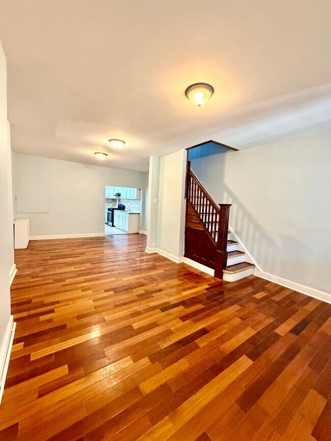 Building Photo - Available Now | Pet-Friendly 3-Bedroom Home with Spacious Living Areas