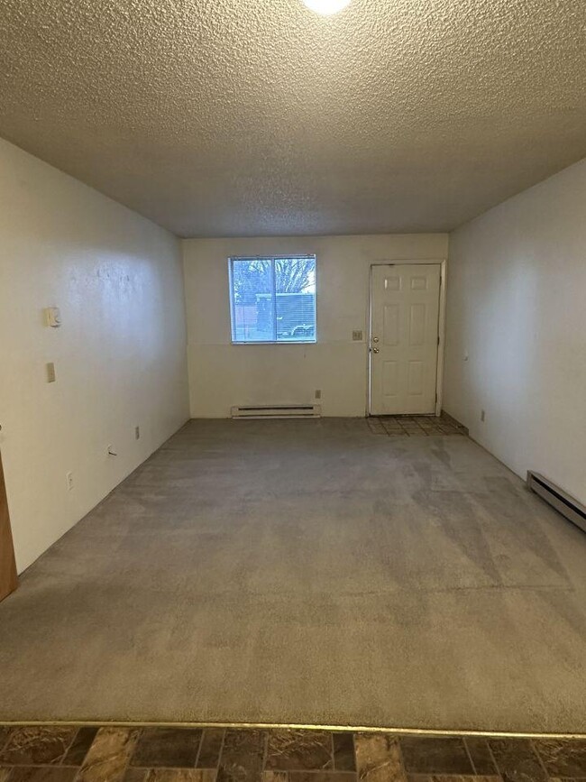 Building Photo - 1 bedroom in Billings MT 59105