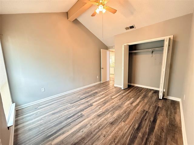 Building Photo - 9696 Walnut St