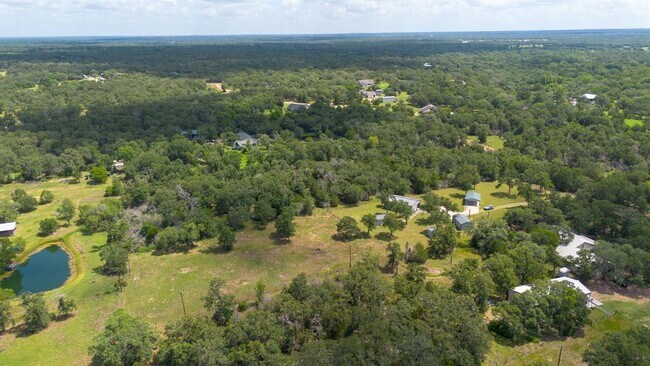 Building Photo - 1072 Papenberg Rd