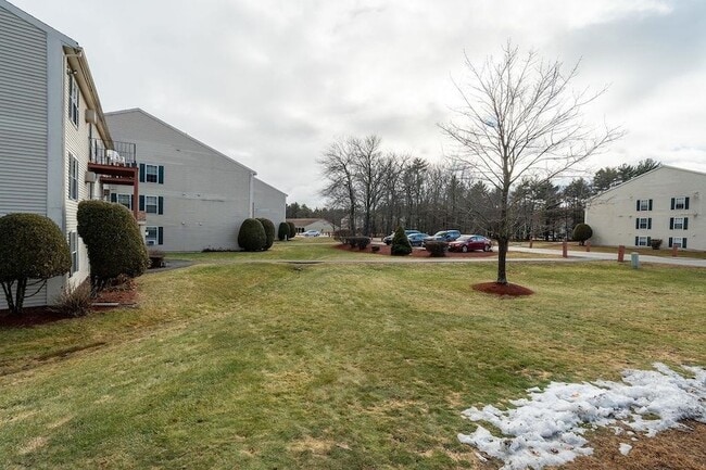 Building Photo - 1703 White Cedar Blvd