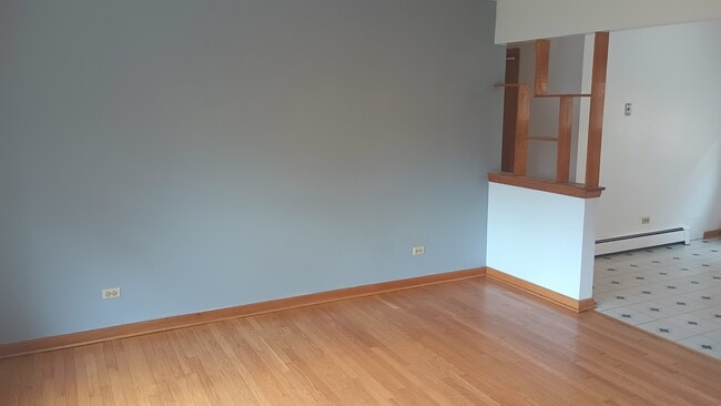 Building Photo - 8902 N Wisner St