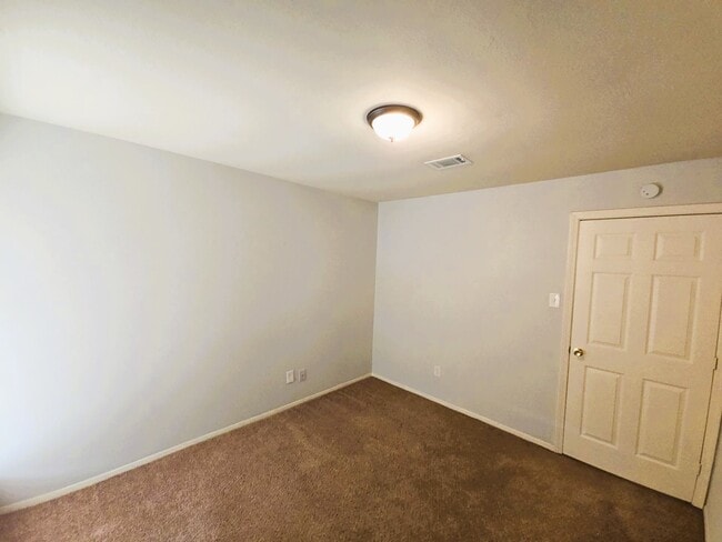 Building Photo - 5611 Caldicote St