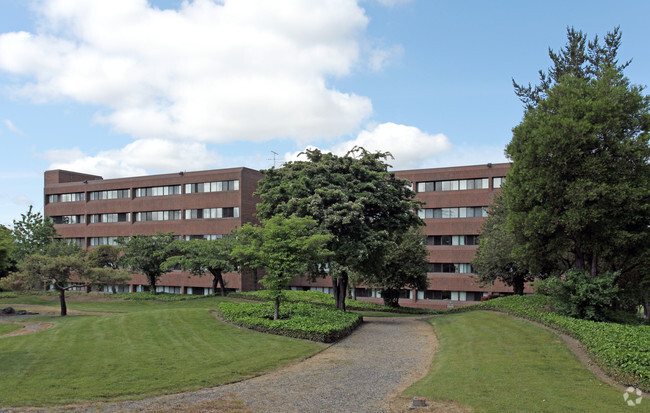 Building Photo - Wisteria View Manor