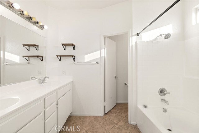 Building Photo - 2201 Jornada Dr