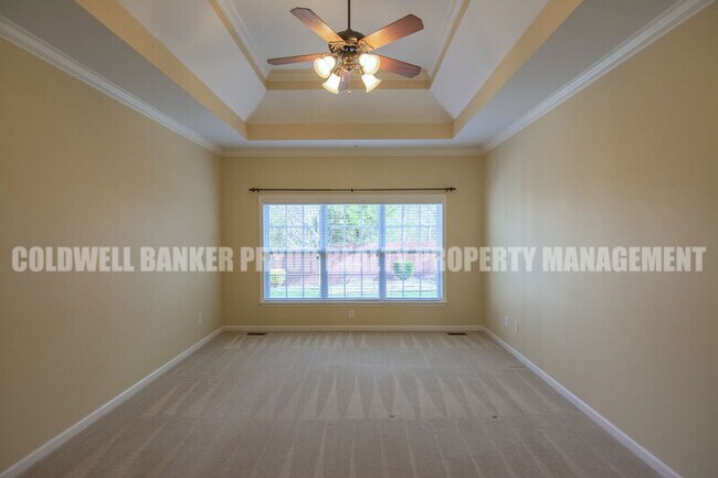 Building Photo - 6811 Neville Dr