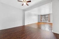 Building Photo - 2550 Independence Ave