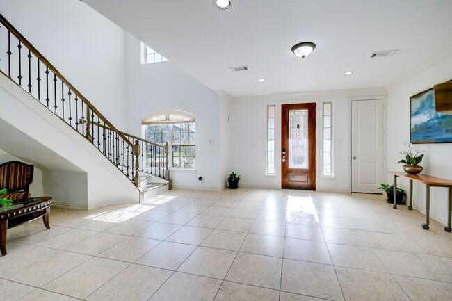 Building Photo - 14470 Summerleaf Ln