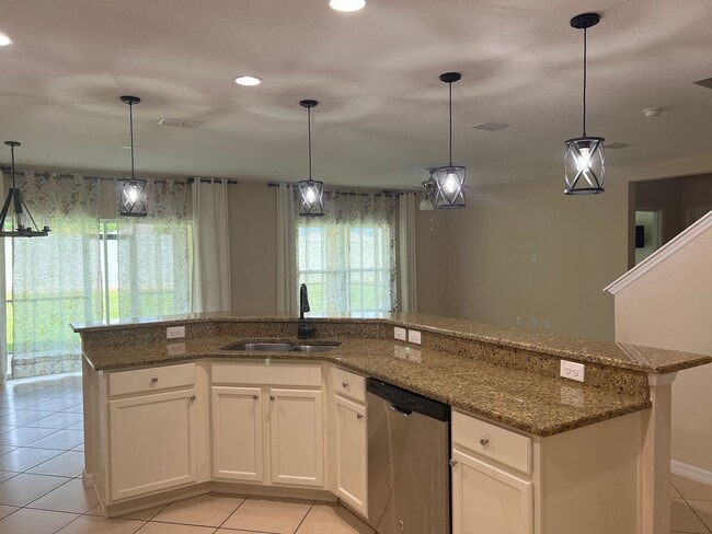Building Photo - 642 Andalusia Loop