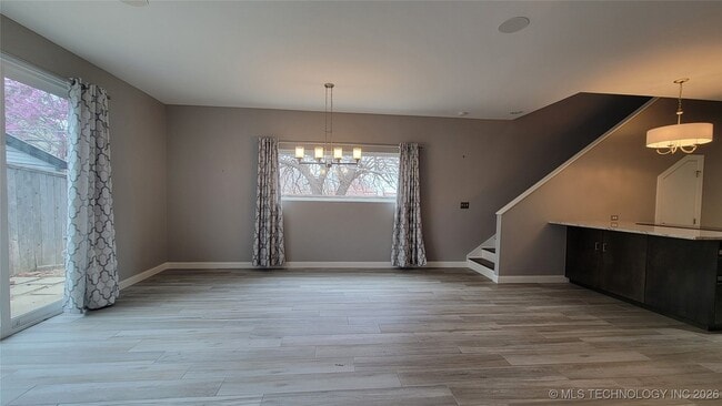 Building Photo - 1430 S Quincy Ave