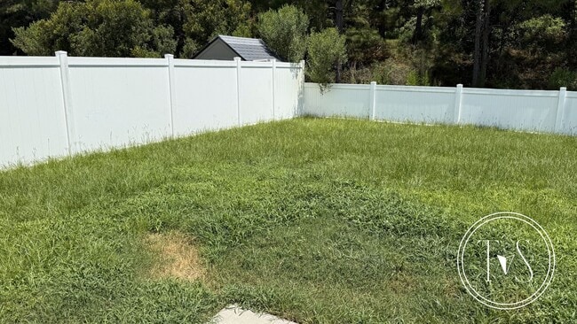 Building Photo - RATE DROP ALERT! (was $3000/month) and SUM...