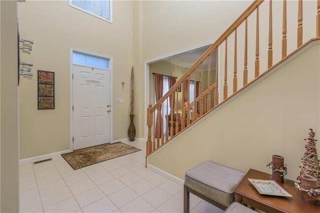 Building Photo - 1403 N Shevlin Ct