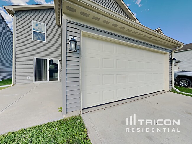 Building Photo - 887 Brookshire Dr