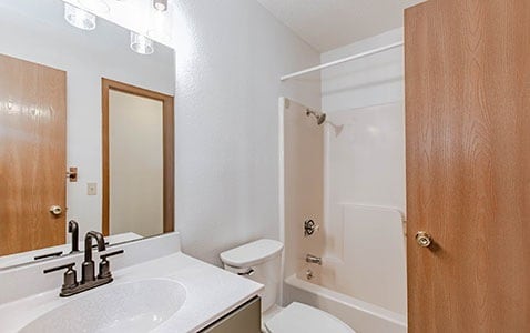 Building Photo - 1121 Range View Cir