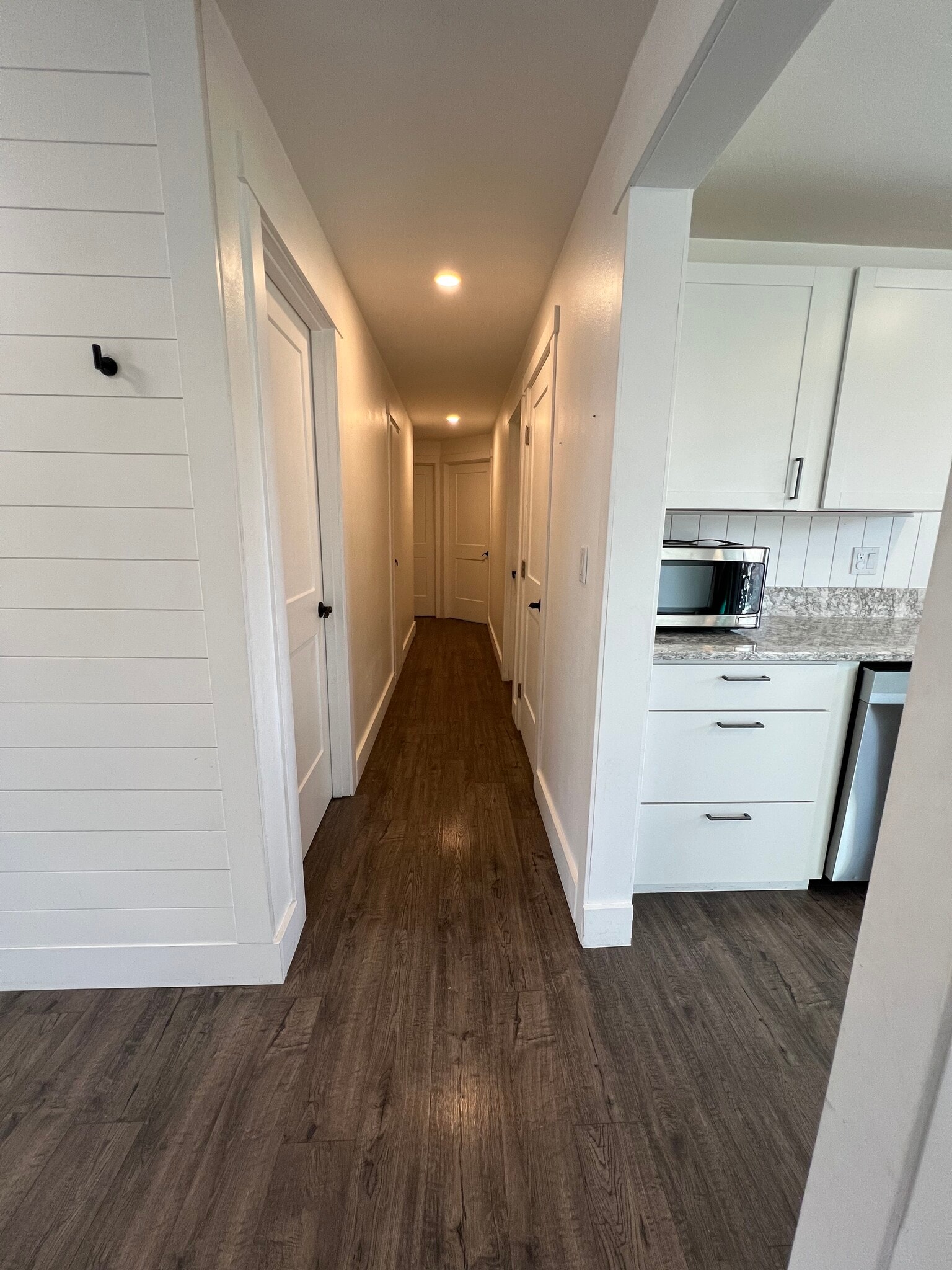 Hallway (Bare) - 5326 Green Hills Ave NE