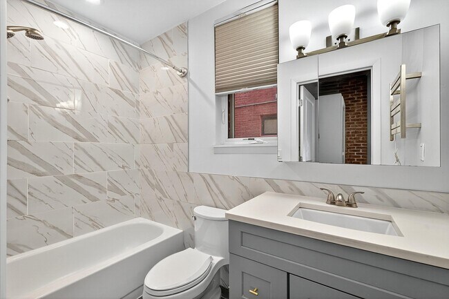 Building Photo - 58 Giles Ave