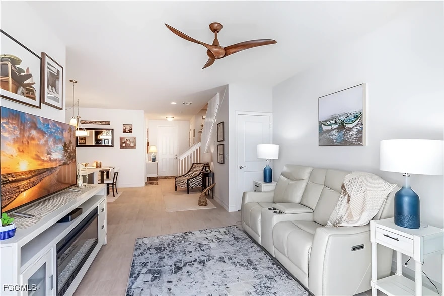 livingroom - 15851 Portofino Springs Blvd